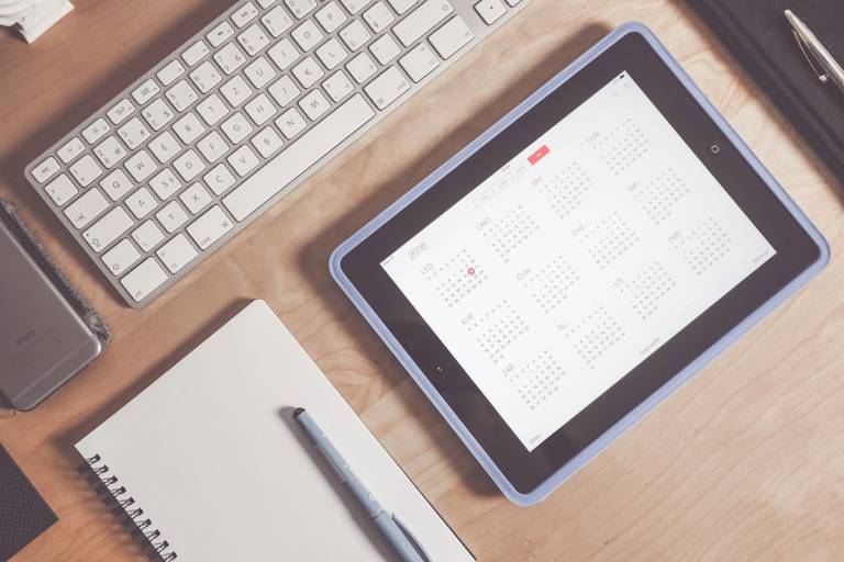 Manage Your Time with a Combination of Digital and Paper Calendars